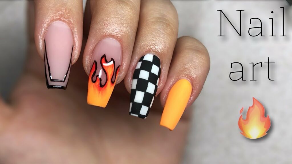 nail art de flammes sur des ongles